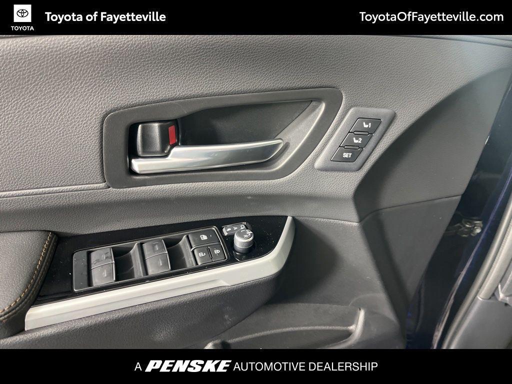 new 2026 Toyota Sienna car, priced at $64,558