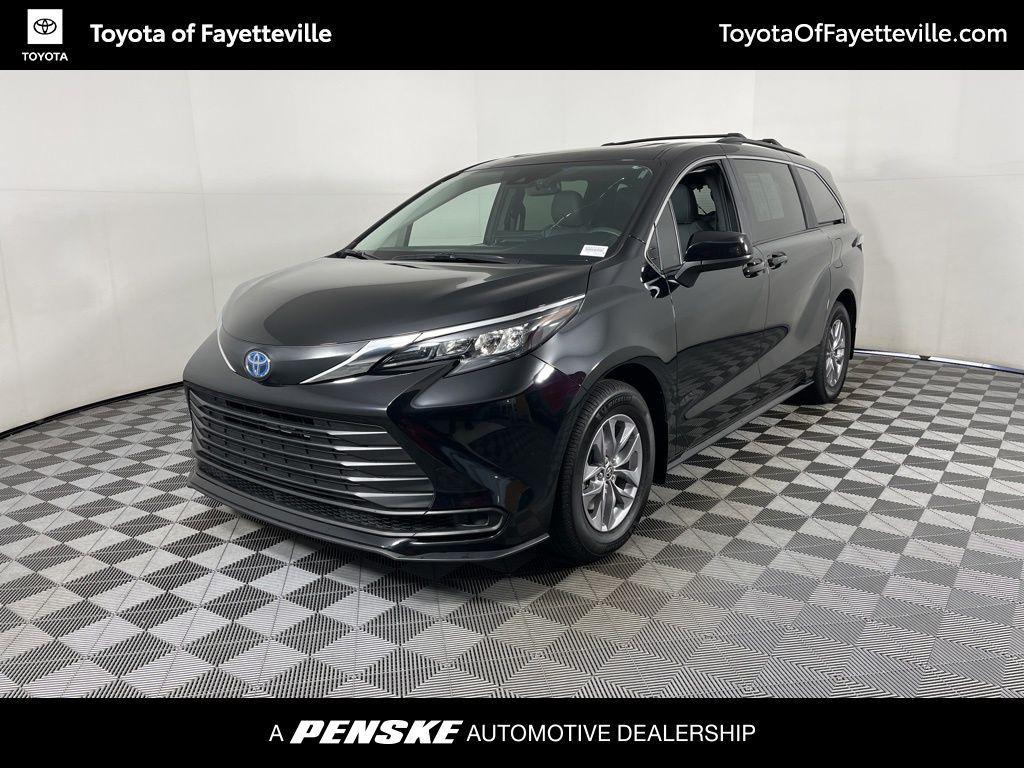 used 2025 Toyota Sienna car, priced at $36,989