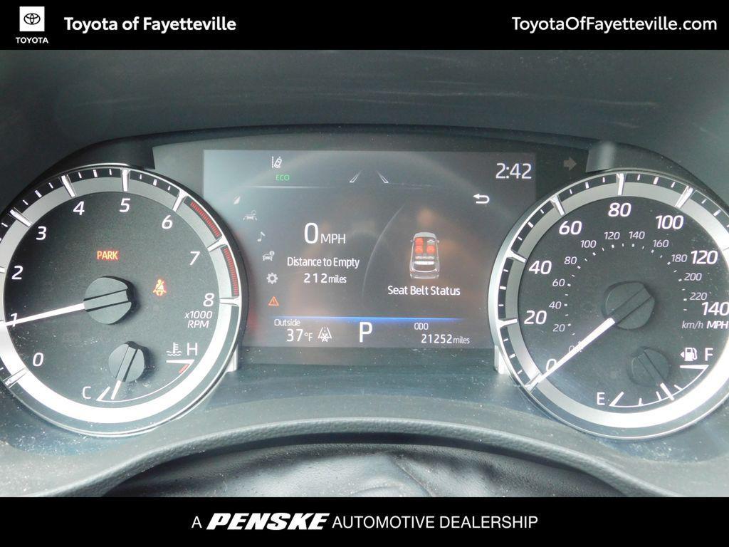 used 2023 Toyota Highlander car, priced at $38,500