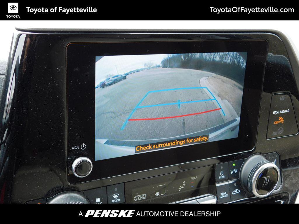 used 2023 Toyota Highlander car, priced at $38,500