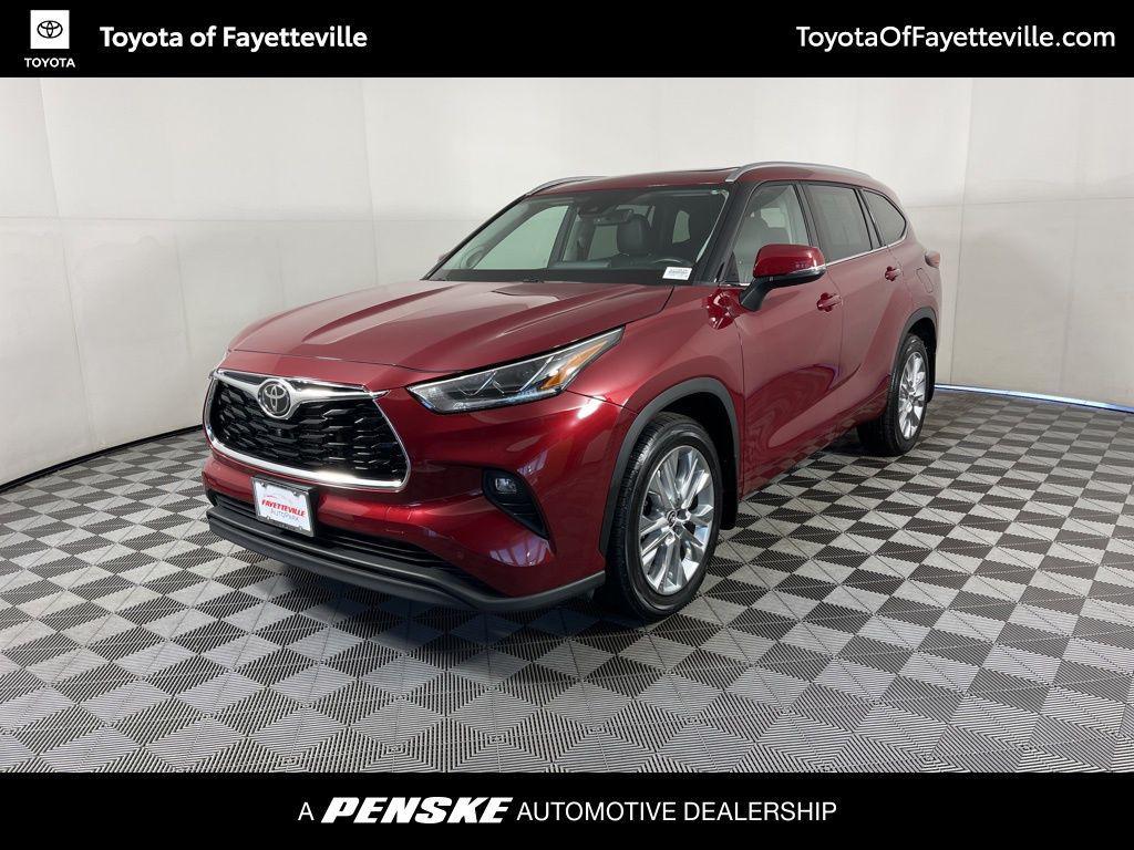 used 2021 Toyota Highlander car, priced at $35,680