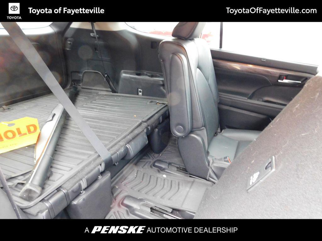 used 2021 Toyota Highlander car, priced at $35,690