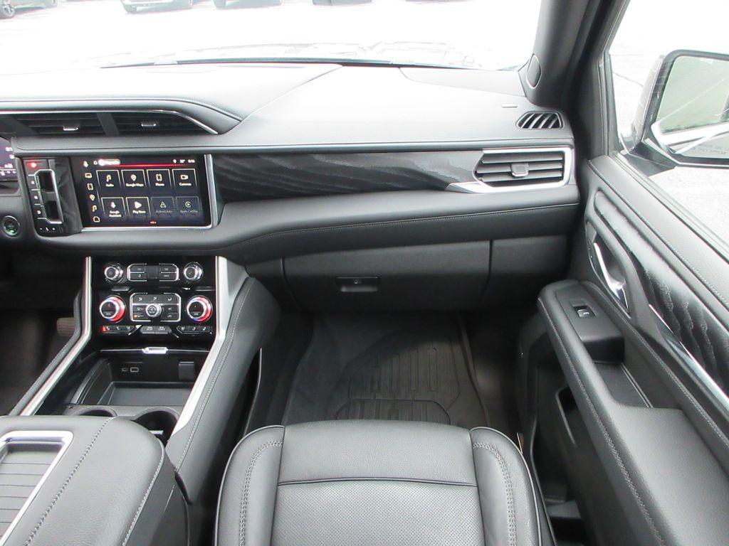 used 2024 GMC Yukon car, priced at $67,800