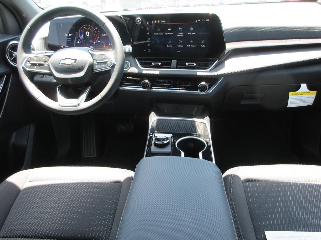 new 2026 Chevrolet Equinox car, priced at $32,161