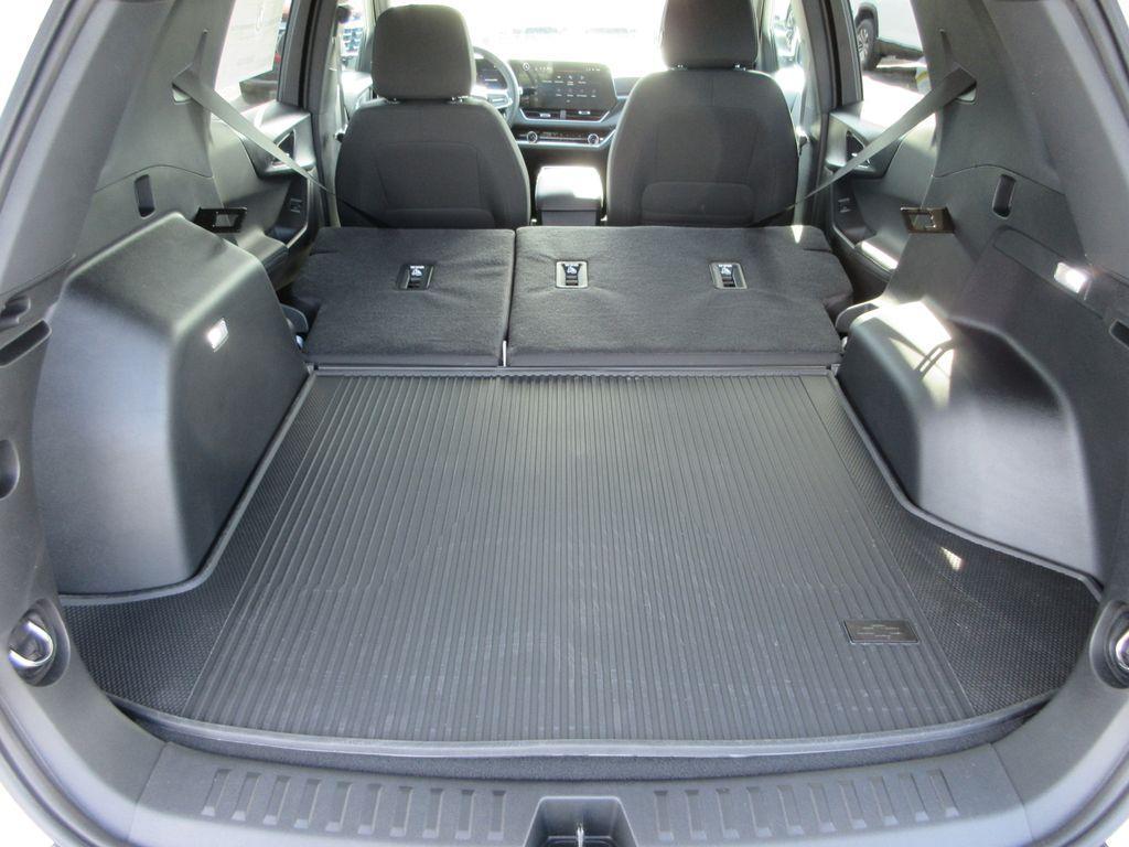 new 2026 Chevrolet Equinox car, priced at $32,795