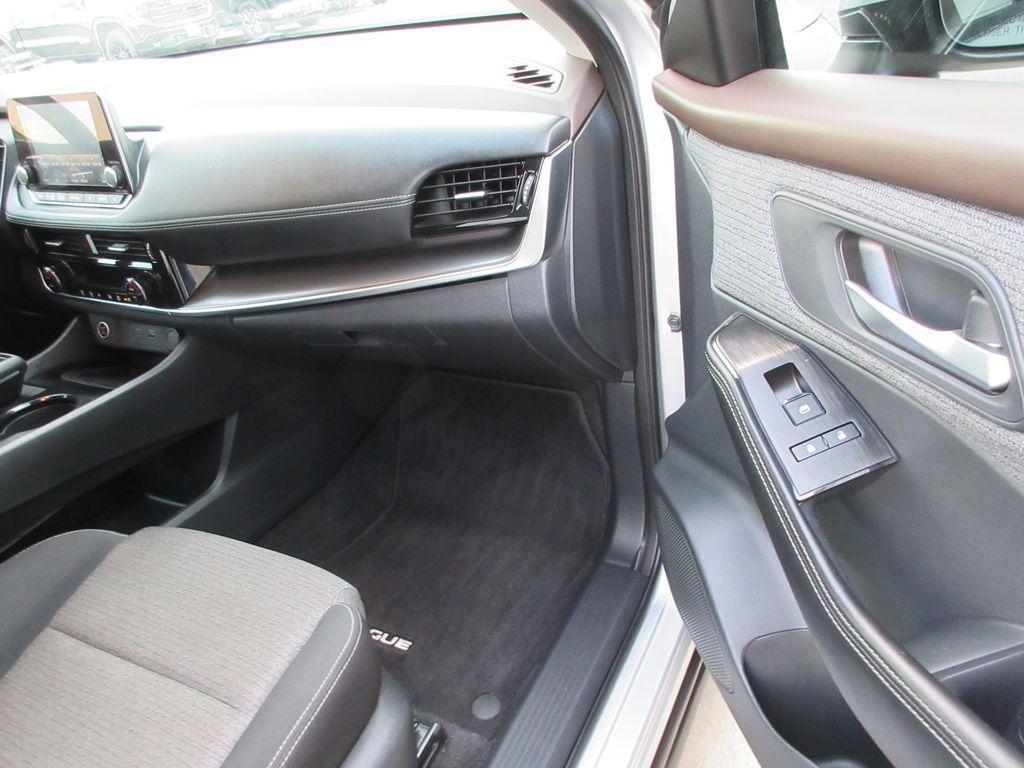 used 2021 Nissan Rogue car, priced at $17,199