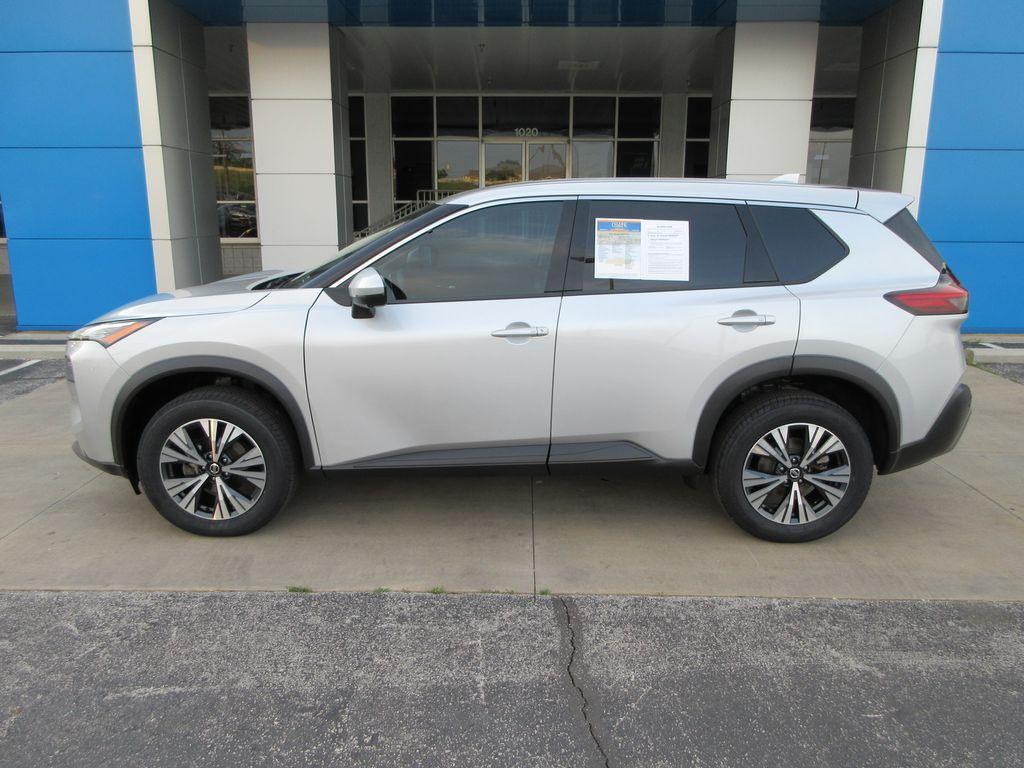 used 2021 Nissan Rogue car, priced at $17,199