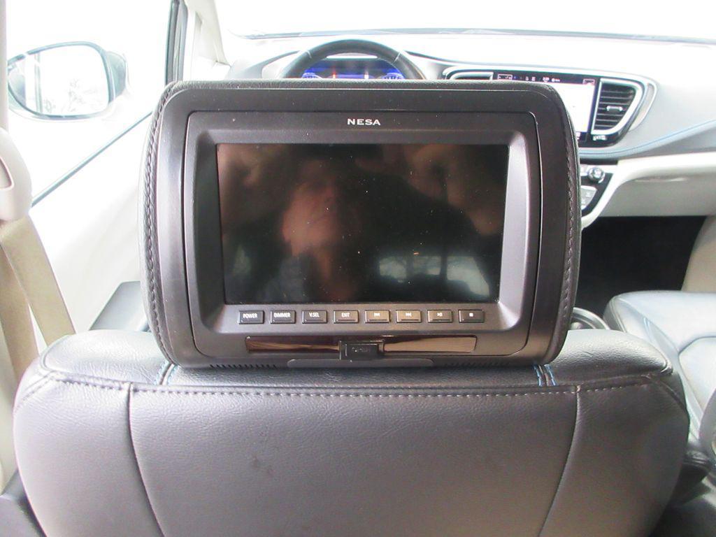 used 2021 Chrysler Pacifica car, priced at $16,920