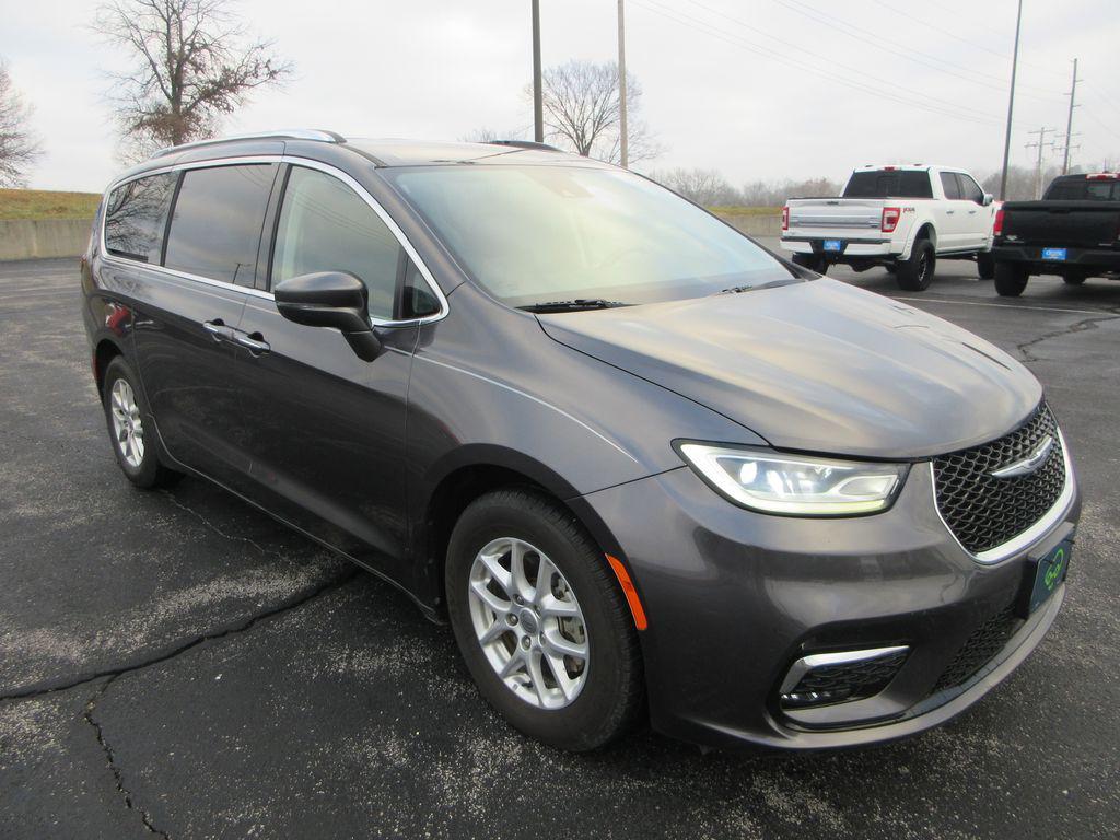 used 2021 Chrysler Pacifica car, priced at $16,920