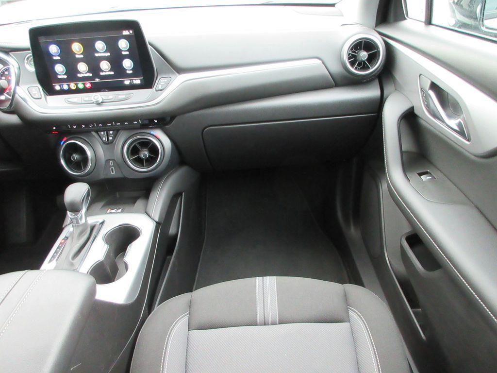 used 2024 Chevrolet Blazer car, priced at $27,800