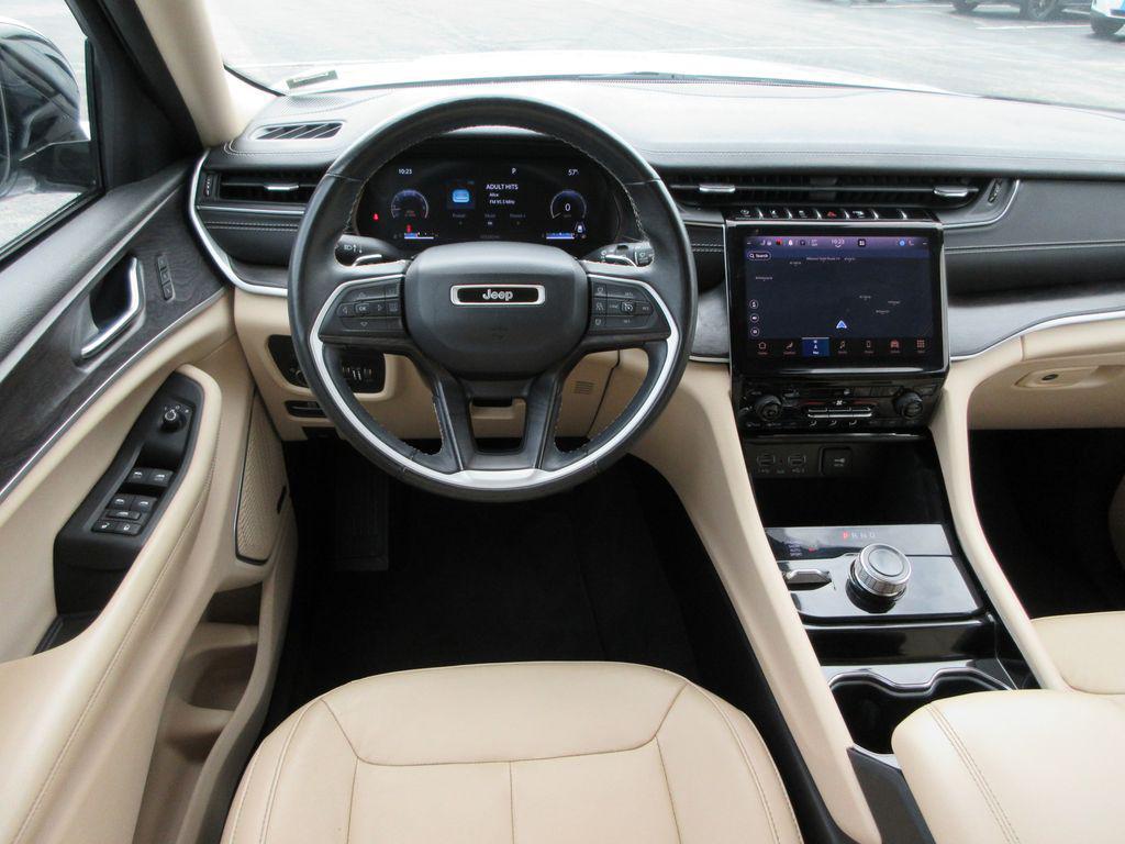 used 2022 Jeep Grand Cherokee L car, priced at $25,800