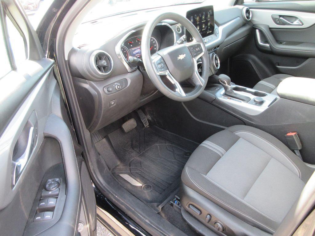 used 2024 Chevrolet Blazer car, priced at $24,950