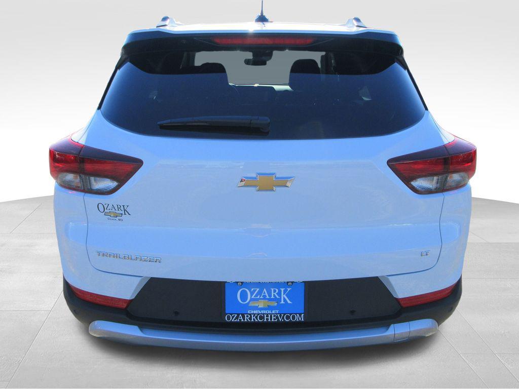 new 2026 Chevrolet TrailBlazer car, priced at $26,079