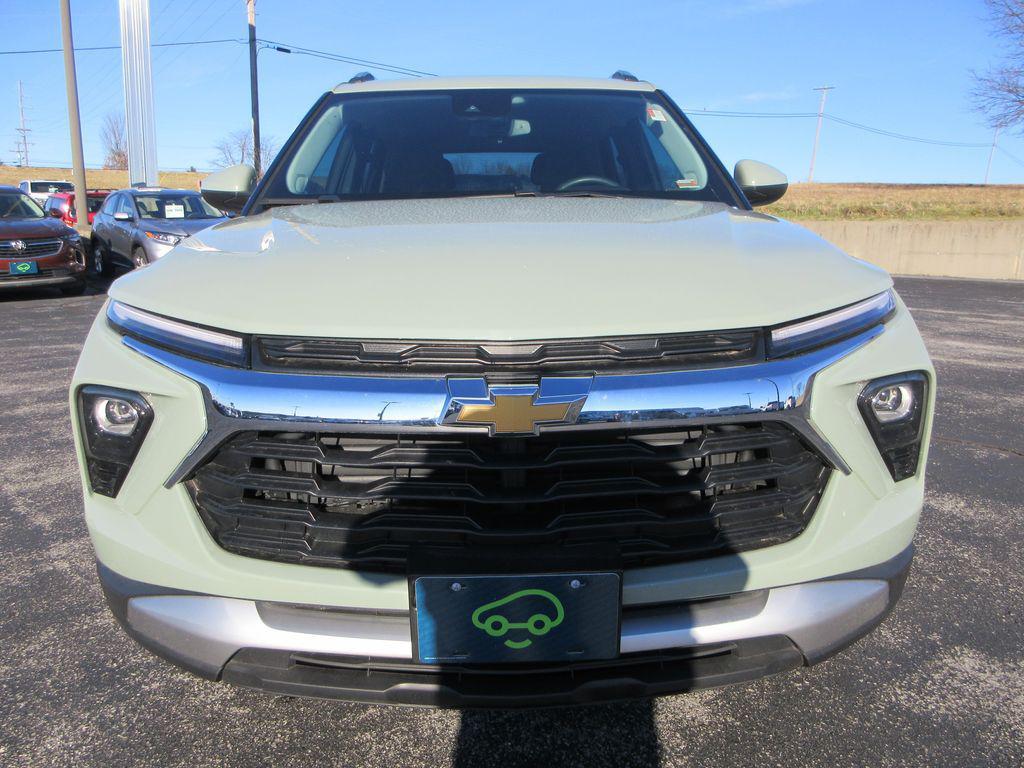 used 2026 Chevrolet TrailBlazer car, priced at $23,950