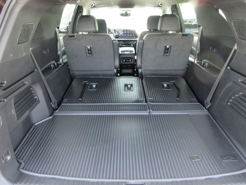 new 2026 Chevrolet Traverse car, priced at $47,863