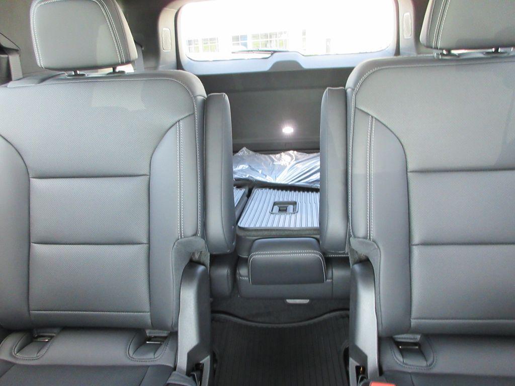 new 2026 Chevrolet Traverse car, priced at $47,863