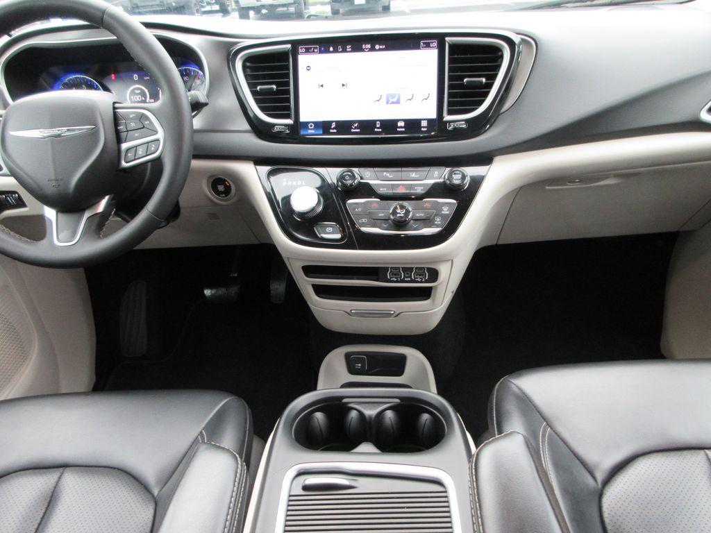 used 2023 Chrysler Pacifica car, priced at $25,099