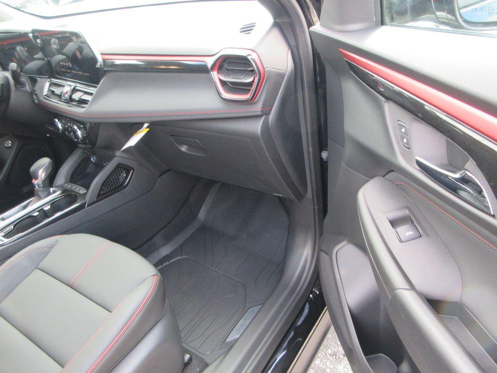 new 2026 Chevrolet TrailBlazer car, priced at $29,351