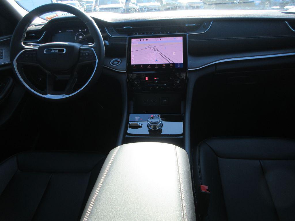 used 2025 Jeep Grand Cherokee L car, priced at $39,700