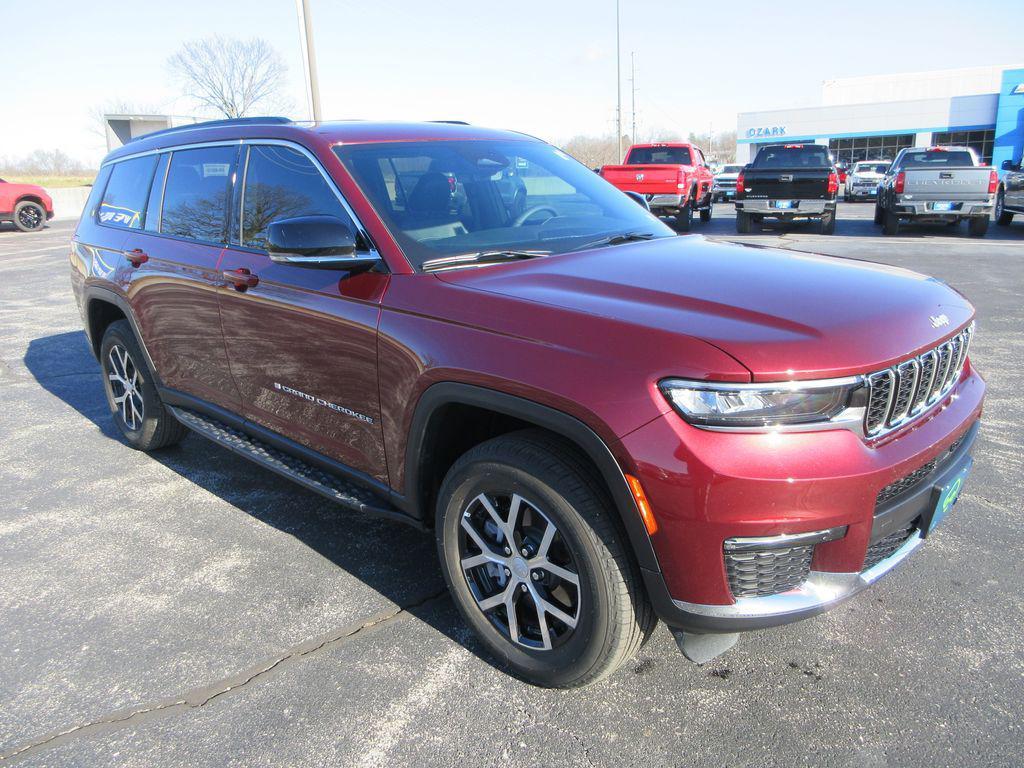 used 2025 Jeep Grand Cherokee L car, priced at $39,700