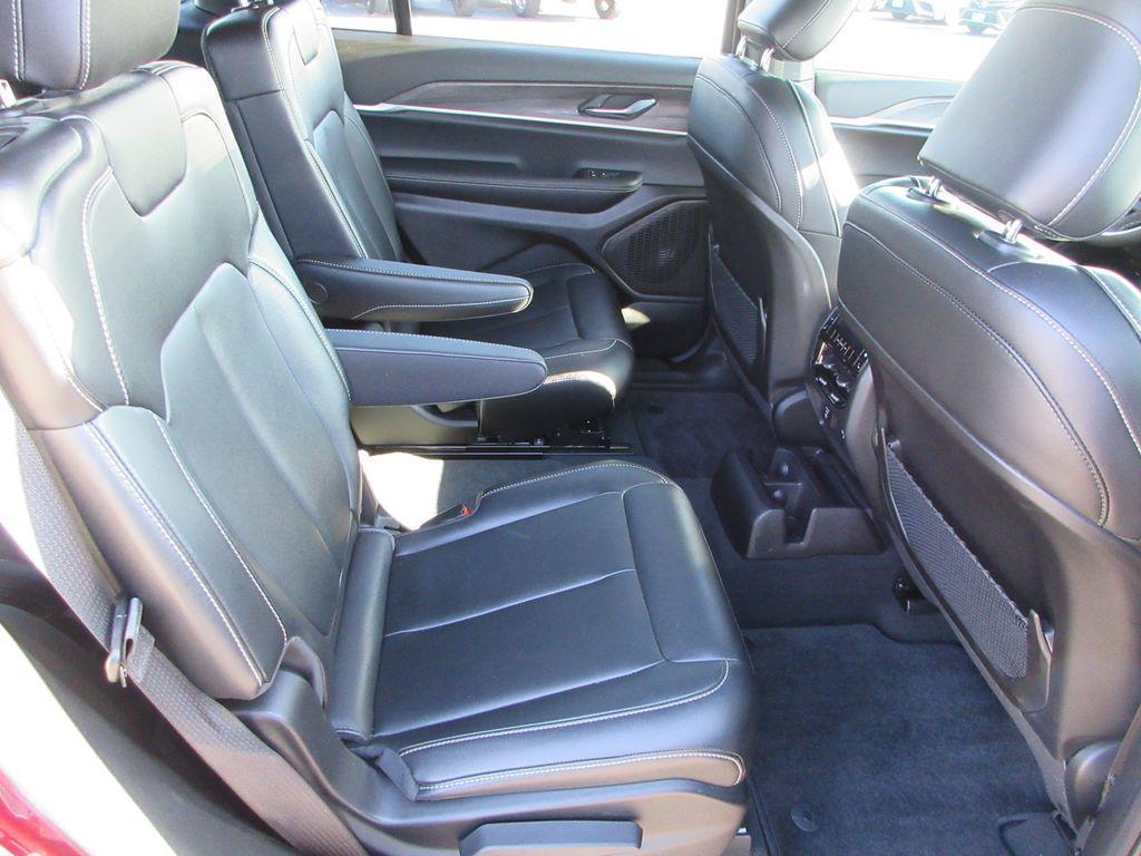 used 2025 Jeep Grand Cherokee L car, priced at $39,700