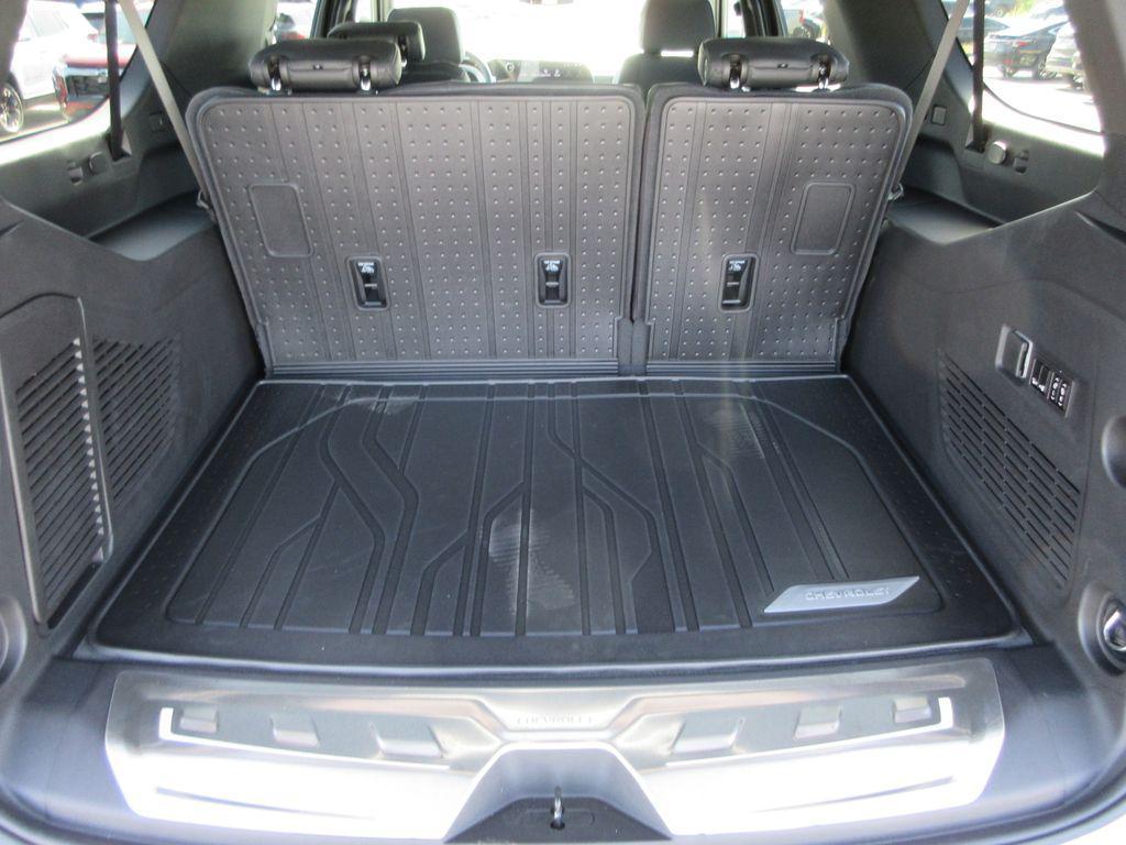 new 2026 Chevrolet Suburban car, priced at $79,714