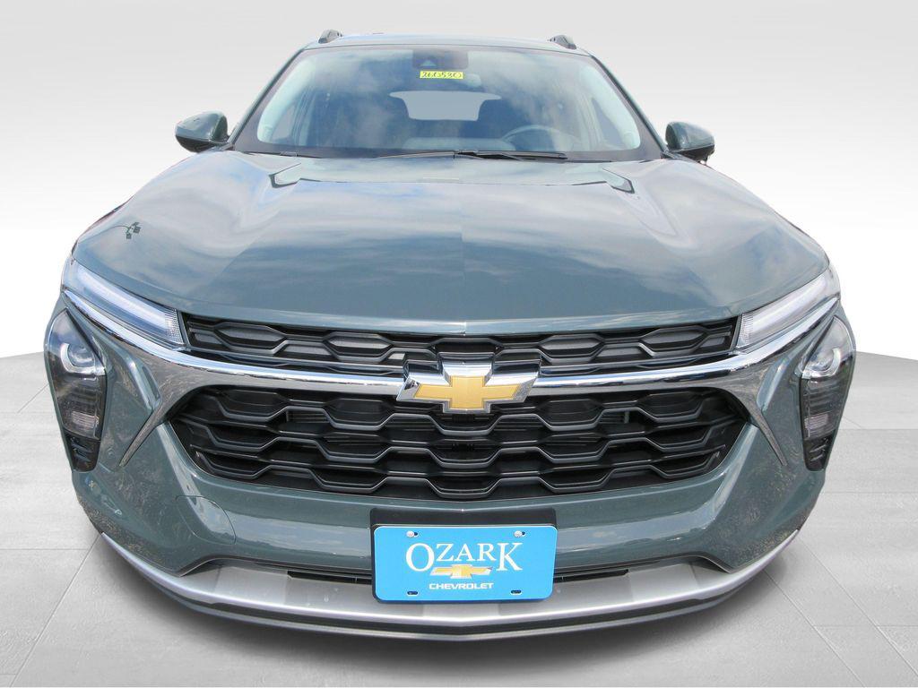 new 2026 Chevrolet Trax car, priced at $23,684