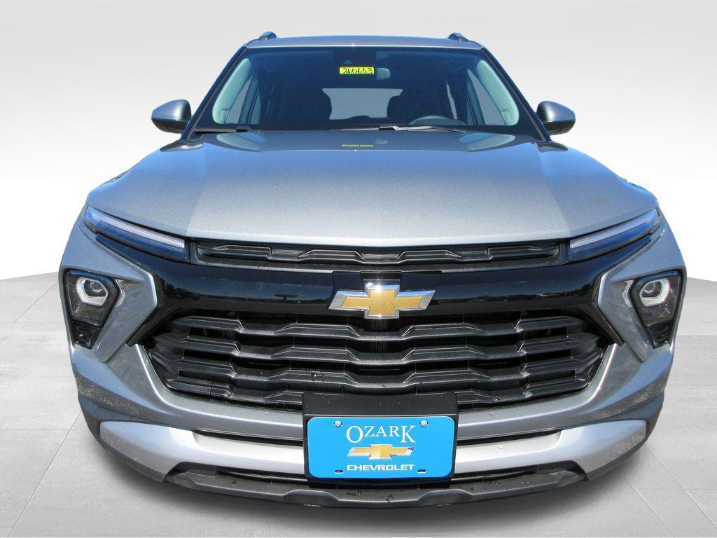 new 2026 Chevrolet TrailBlazer car, priced at $25,892