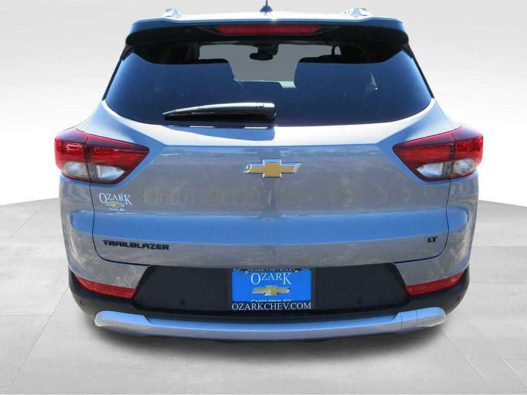 new 2026 Chevrolet TrailBlazer car, priced at $25,892