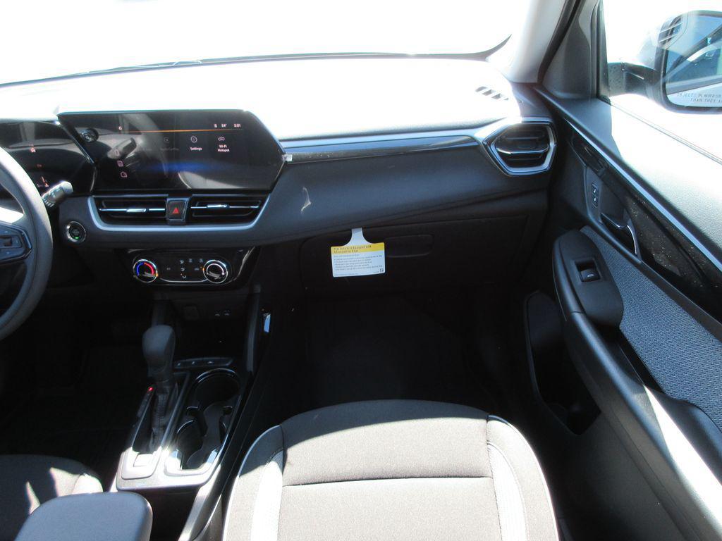 new 2026 Chevrolet TrailBlazer car, priced at $25,892