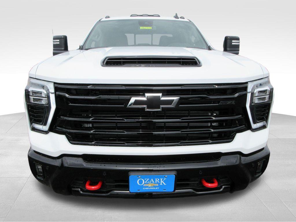 new 2026 Chevrolet Silverado 3500 car, priced at $75,692