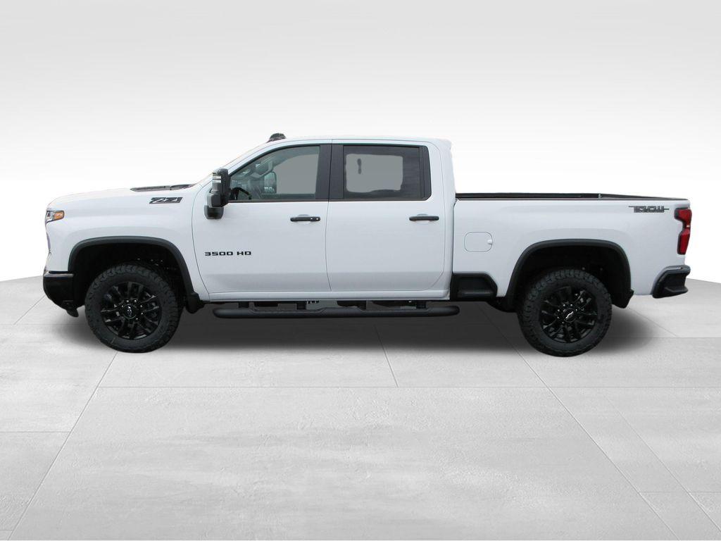 new 2026 Chevrolet Silverado 3500 car, priced at $75,692