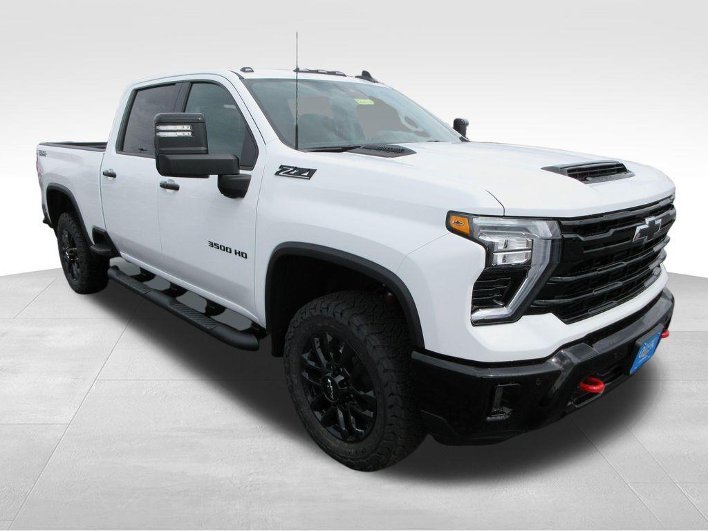 new 2026 Chevrolet Silverado 3500 car, priced at $75,692