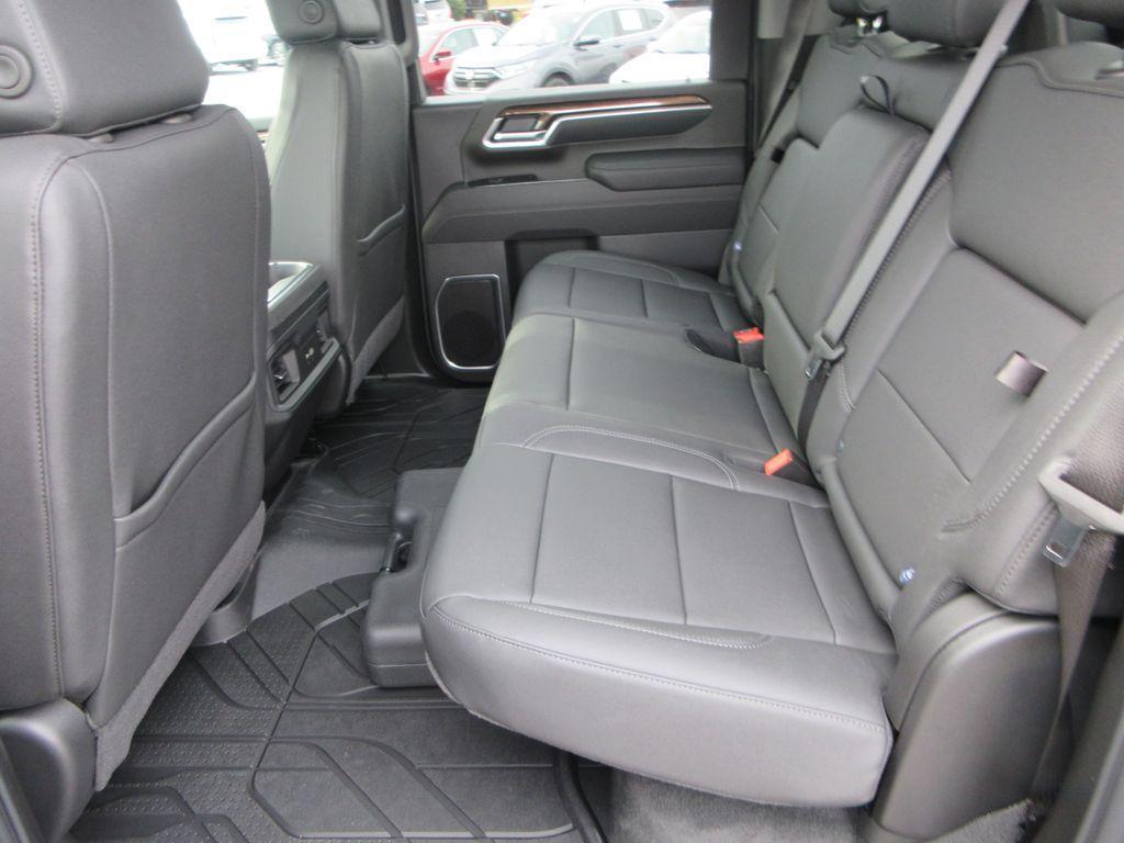 new 2026 Chevrolet Silverado 3500 car, priced at $75,621