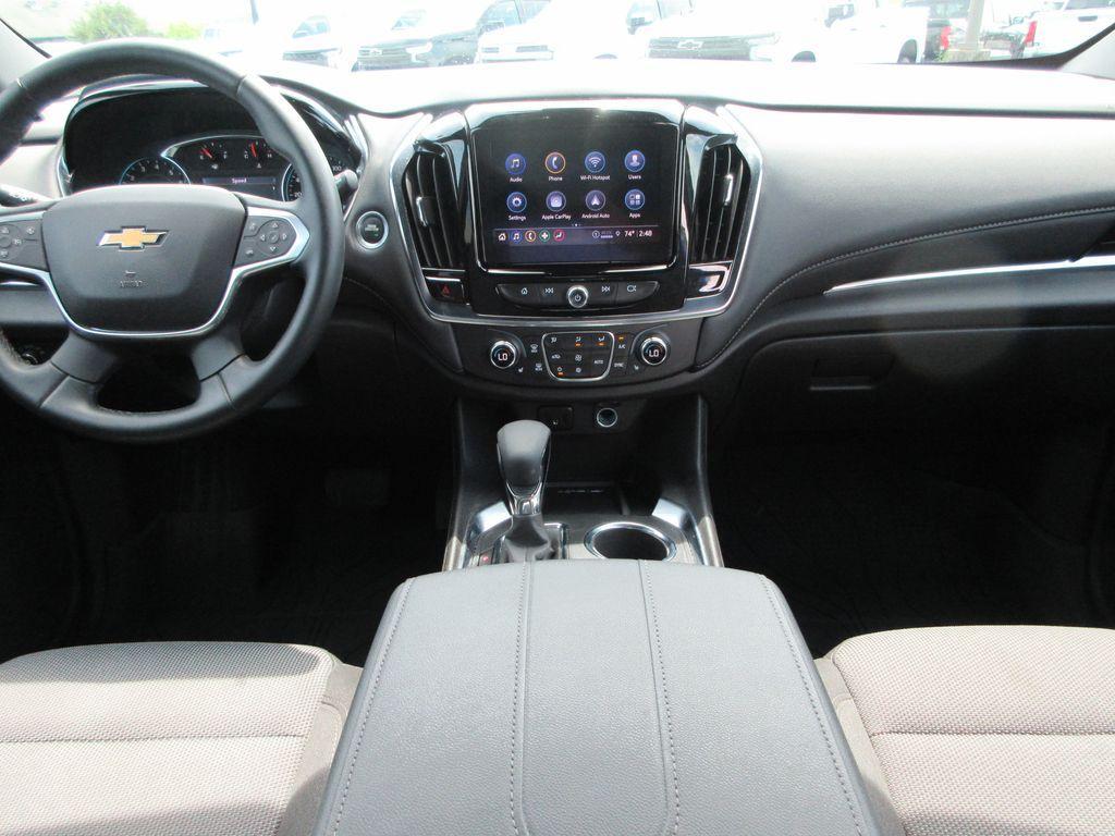 used 2023 Chevrolet Traverse car, priced at $31,299