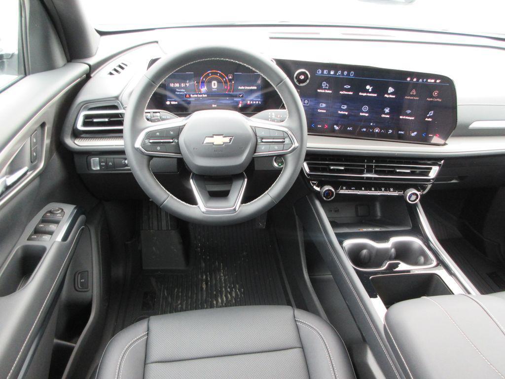 new 2026 Chevrolet Traverse car, priced at $45,611