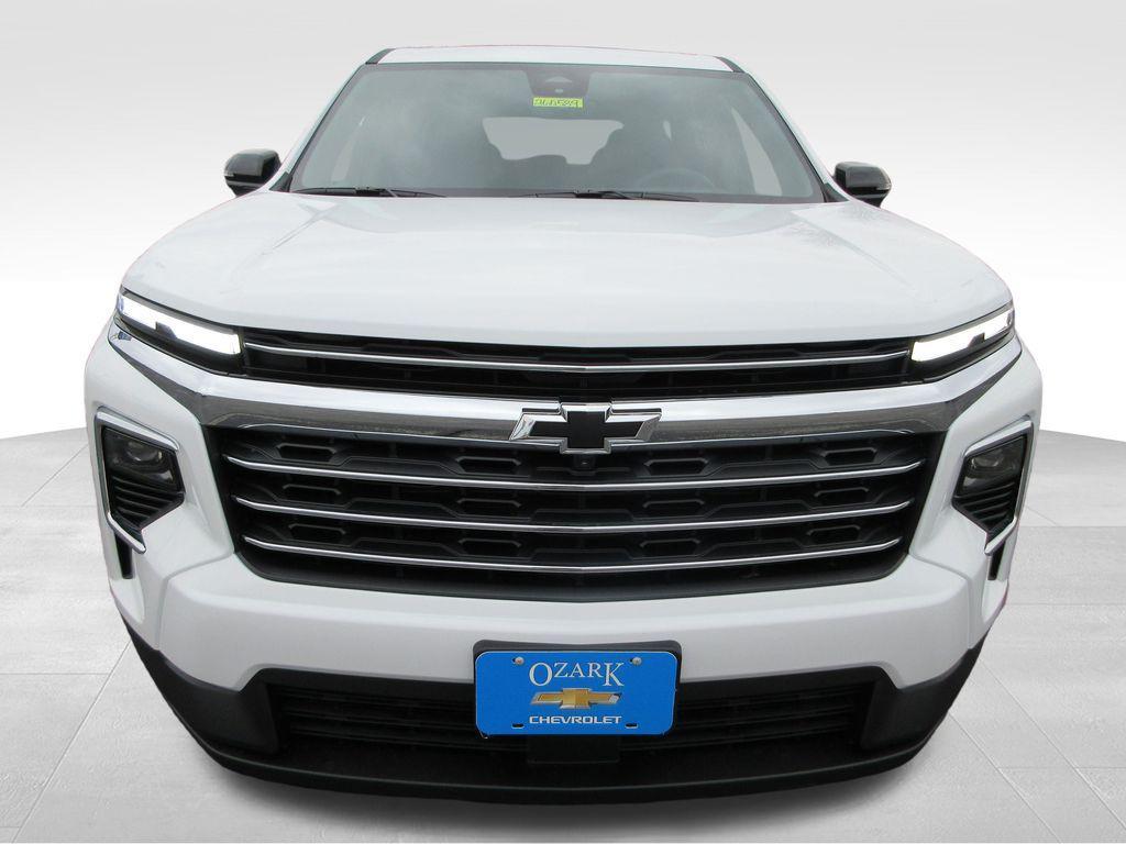 new 2026 Chevrolet Traverse car, priced at $45,611