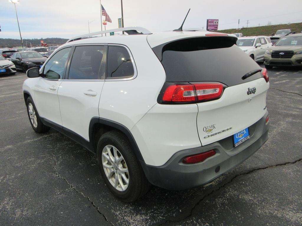 used 2018 Jeep Cherokee car, priced at $8,601