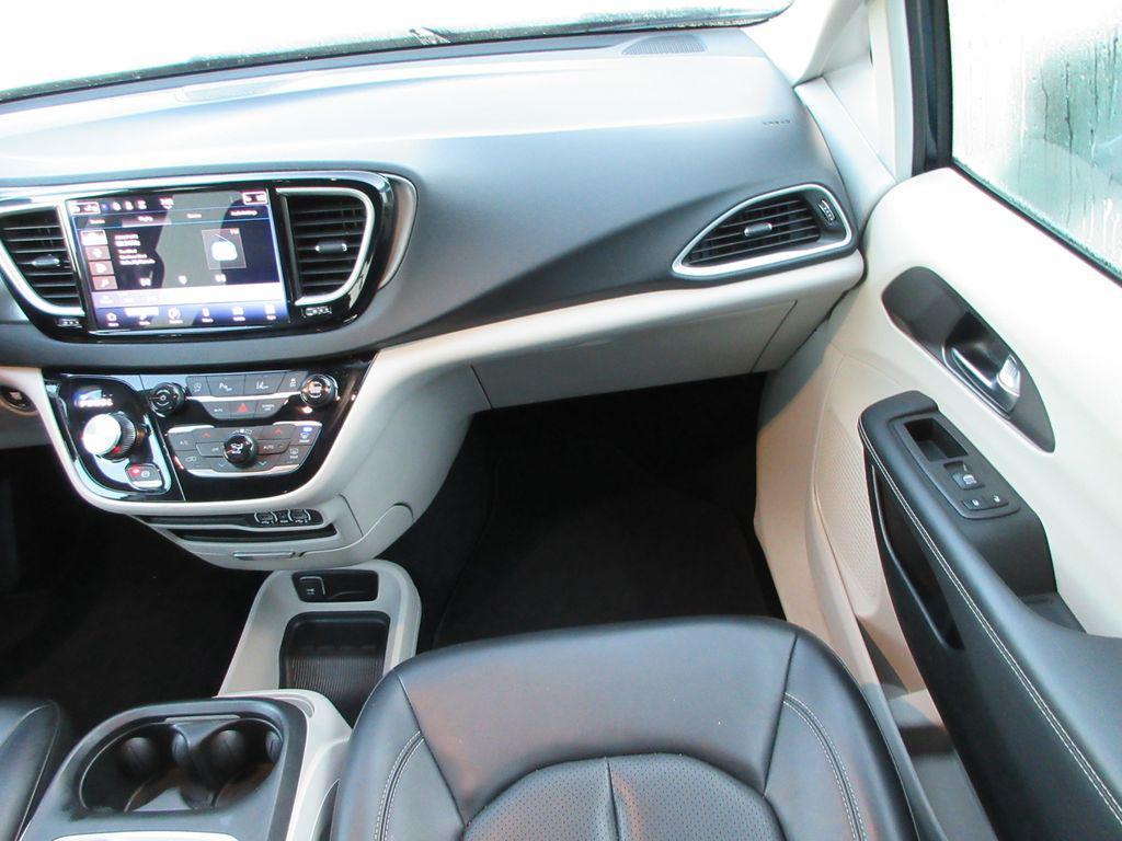 used 2023 Chrysler Pacifica car, priced at $23,349