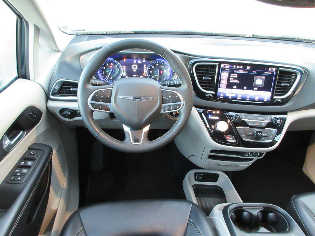 used 2023 Chrysler Pacifica car, priced at $23,349