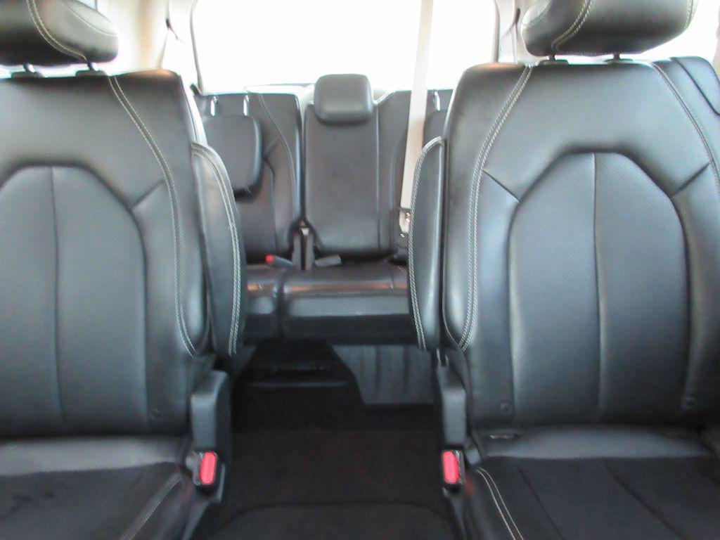 used 2023 Chrysler Pacifica car, priced at $23,349