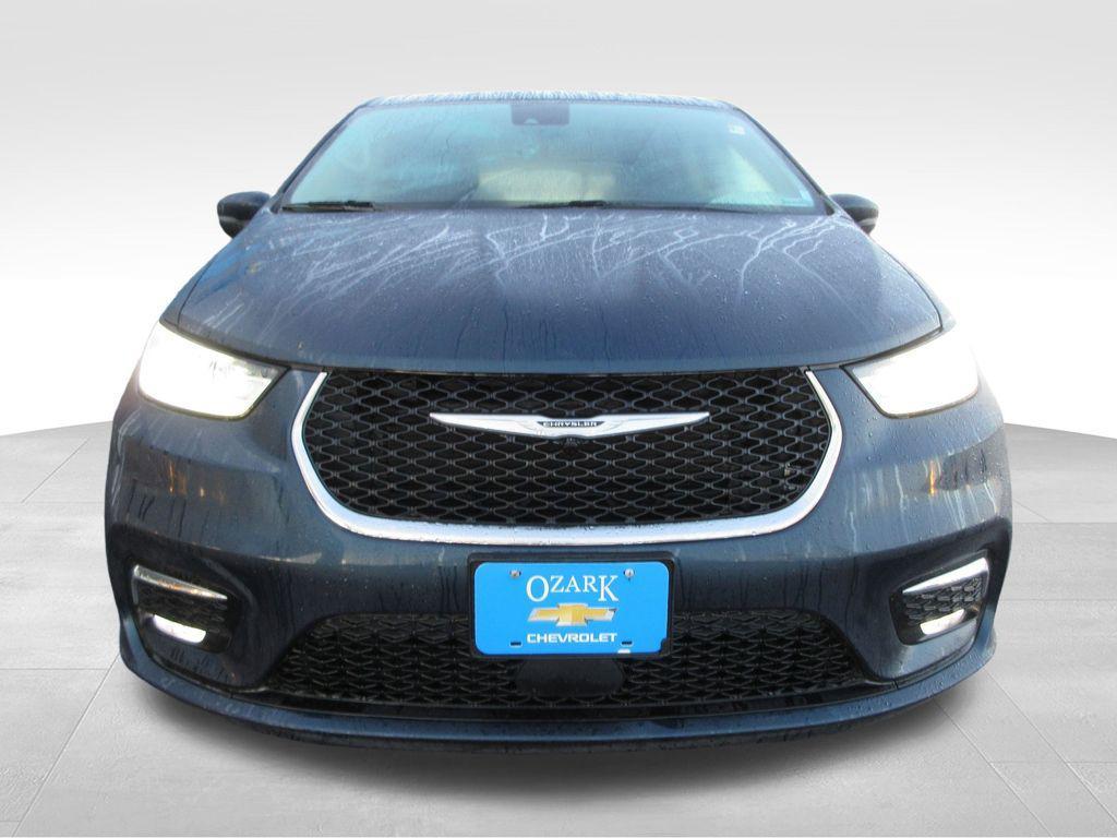 used 2023 Chrysler Pacifica car, priced at $23,349