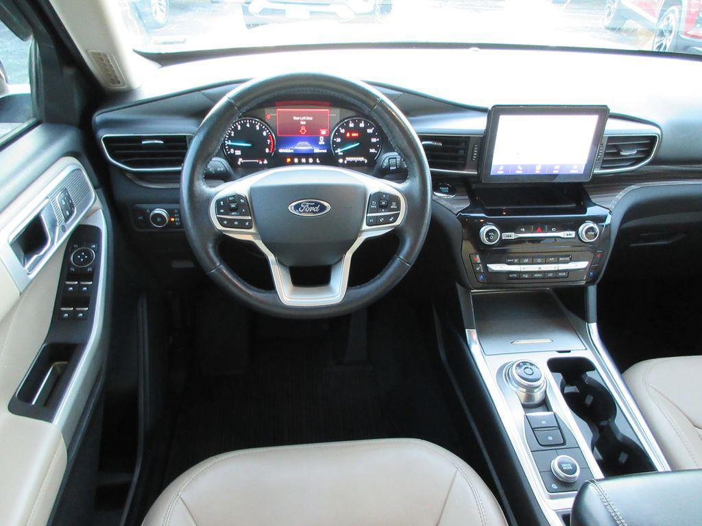 used 2022 Ford Explorer car, priced at $32,099