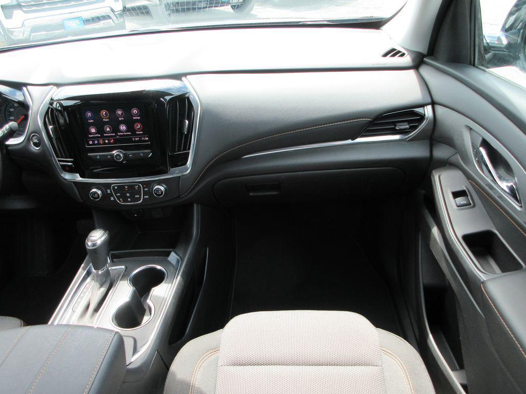 used 2020 Chevrolet Traverse car, priced at $23,349