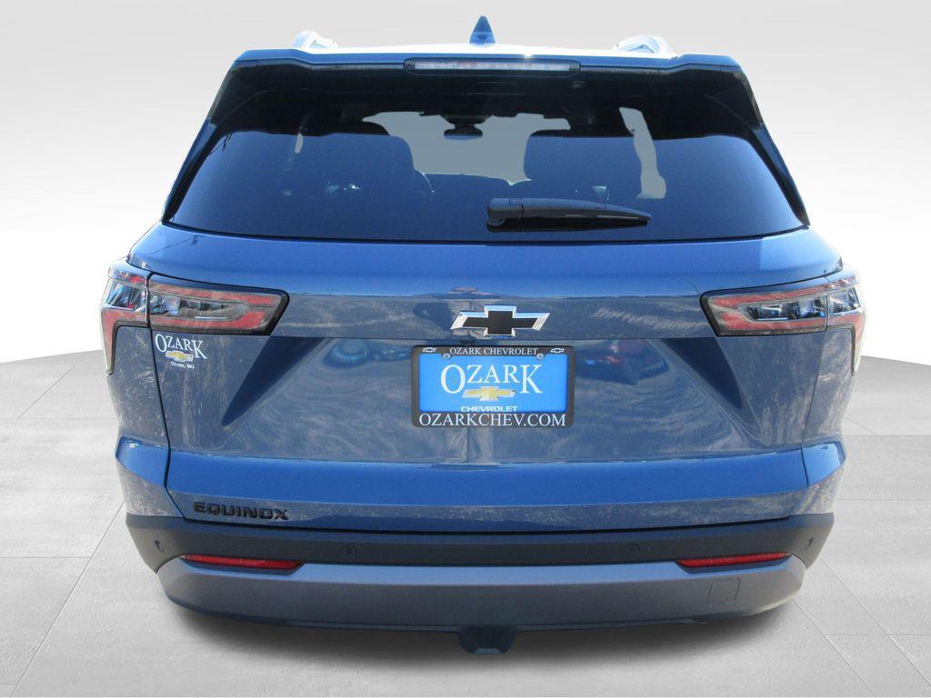 new 2026 Chevrolet Equinox car, priced at $31,411