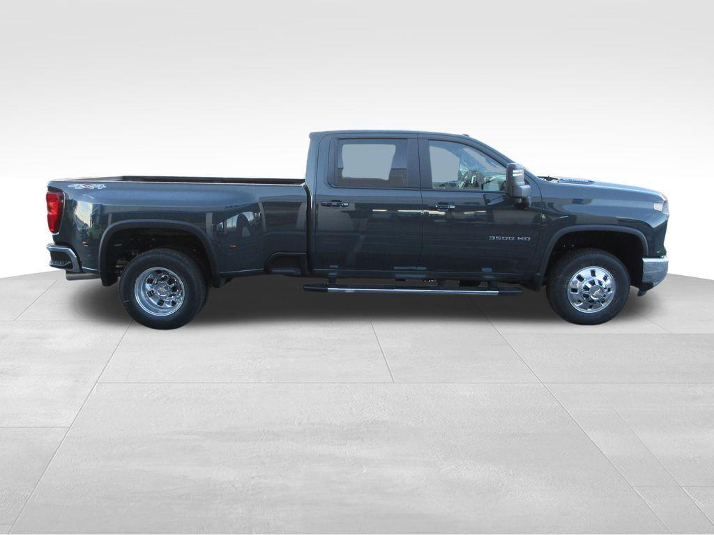 new 2026 Chevrolet Silverado 3500 car, priced at $75,621