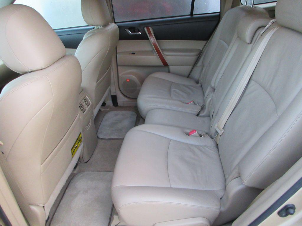 used 2009 Toyota Highlander car, priced at $9,700