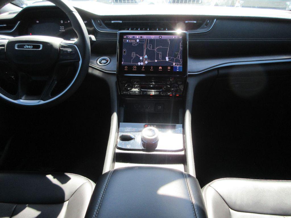 used 2024 Jeep Grand Cherokee car, priced at $33,349