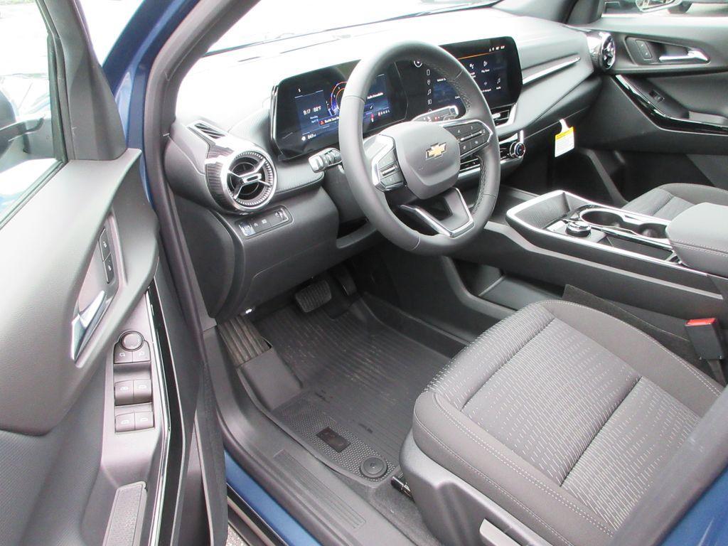 new 2026 Chevrolet Equinox car, priced at $30,757