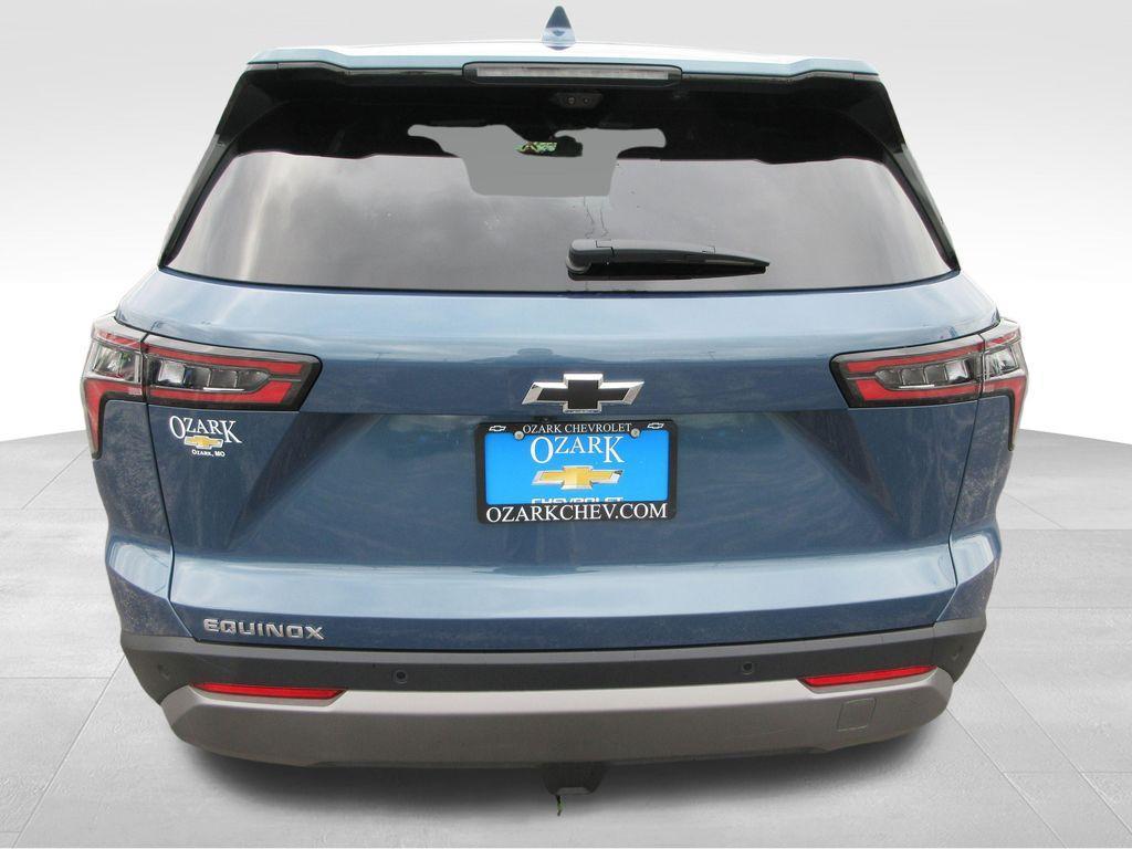 new 2026 Chevrolet Equinox car, priced at $30,757